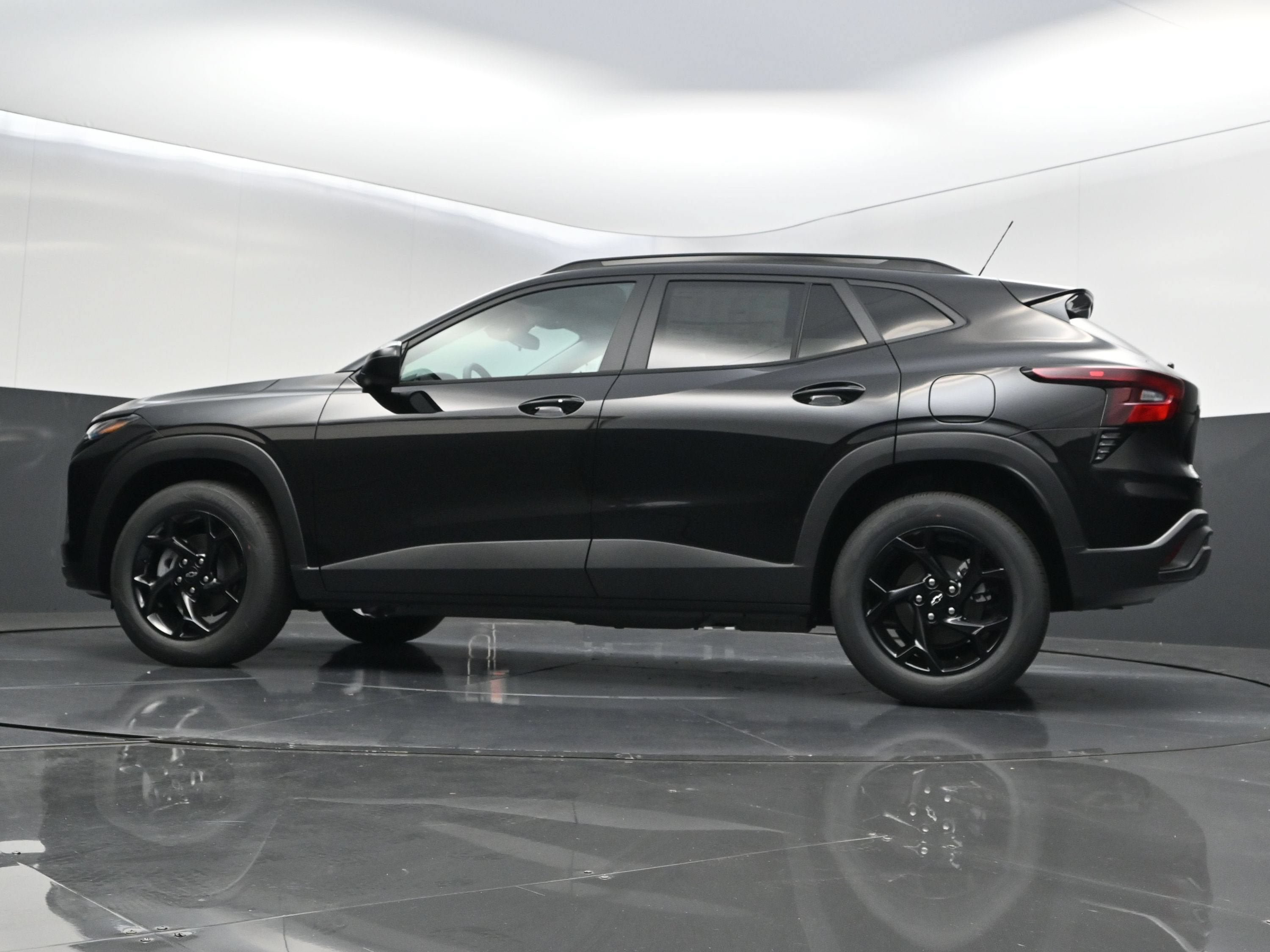 New 2026 Chevrolet Trax LT w/ Sunroof Package FWD image 42