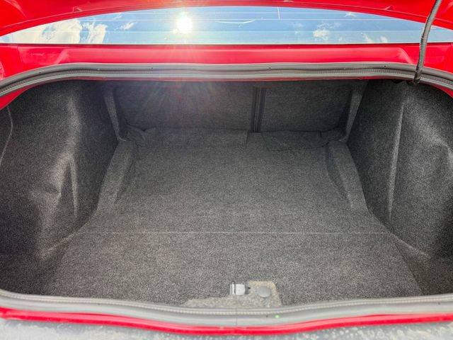 Used 2015 Dodge Challenger SRT Hellcat RWD image 17