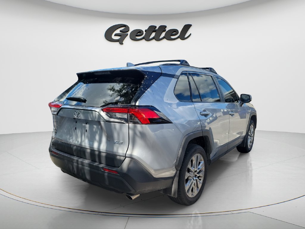 Used 2025 Toyota RAV4 XLE Premium w/ Weather Package FWD image 4