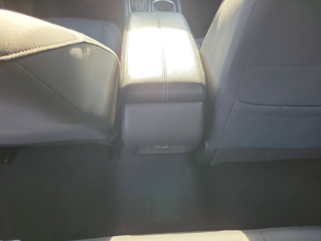 Used 2024 Nissan Altima 2.5 SV FWD image 16