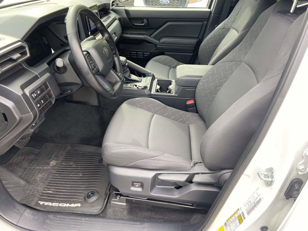 Used 2024 Toyota Tacoma SR image 17