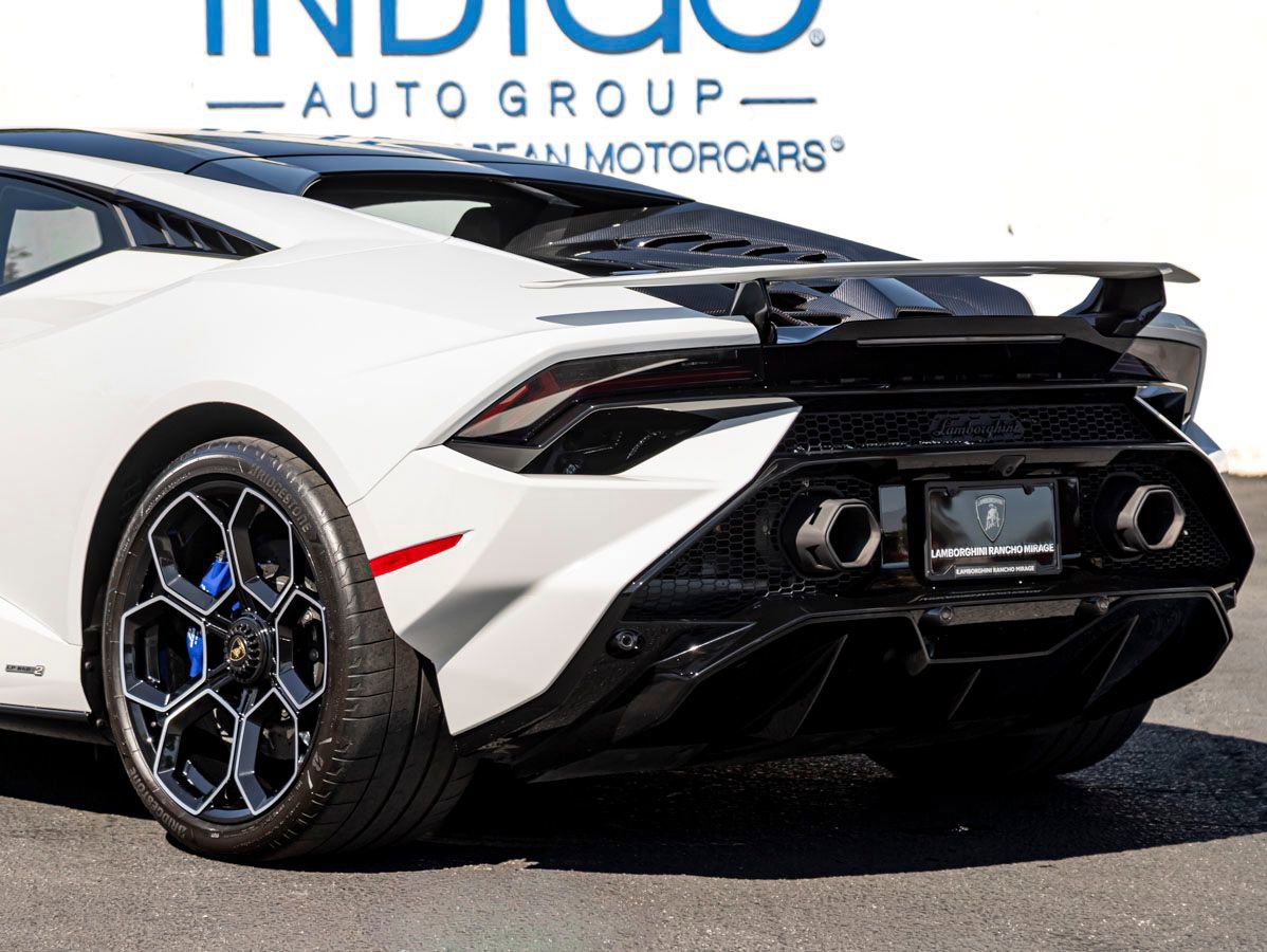 Used 2023 Lamborghini Huracan Tecnica image 10