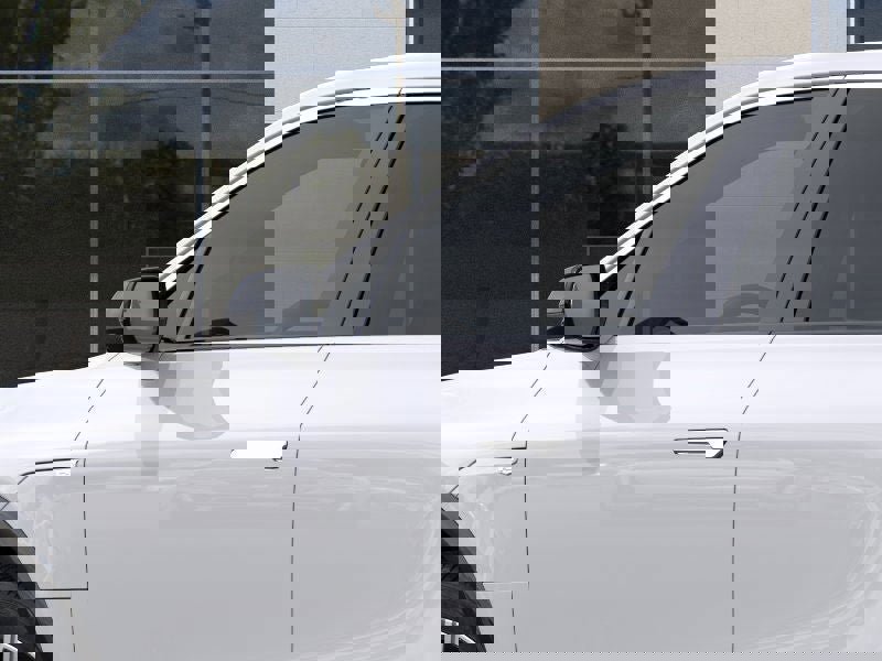 New 2025 Cadillac Lyriq Luxury AWD/4WD image 12