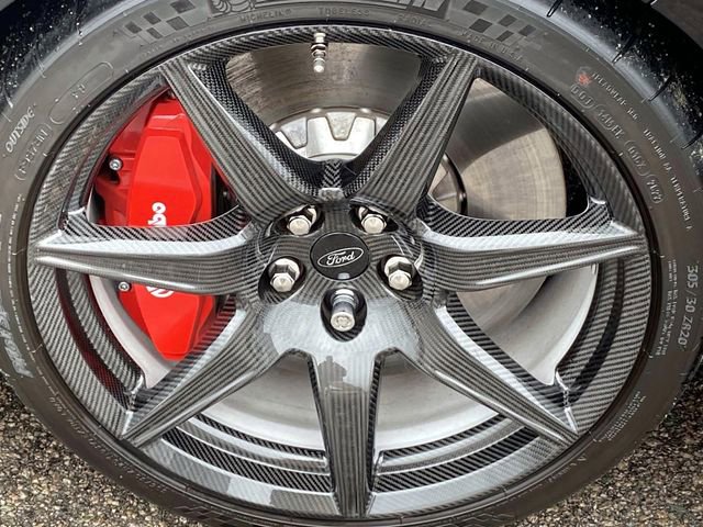 Used 2022 Ford Mustang Shelby GT500 w/ Carbon Fiber Track Pack RWD image 29