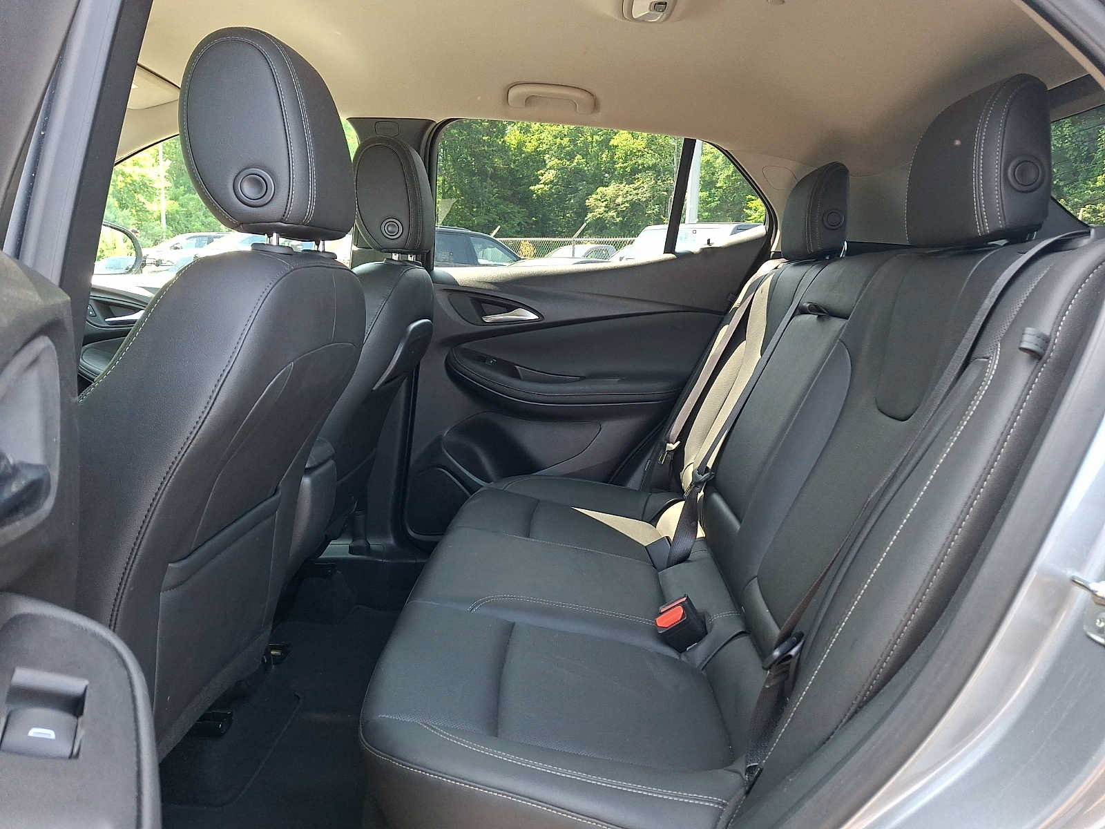 Used 2024 Buick Encore GX Sport Touring w/ Comfort Package FWD image 10