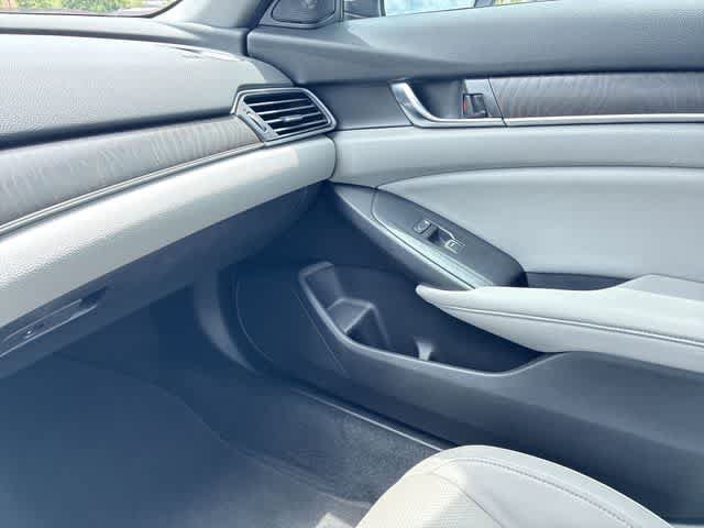 Used 2019 Honda Accord Touring image 33