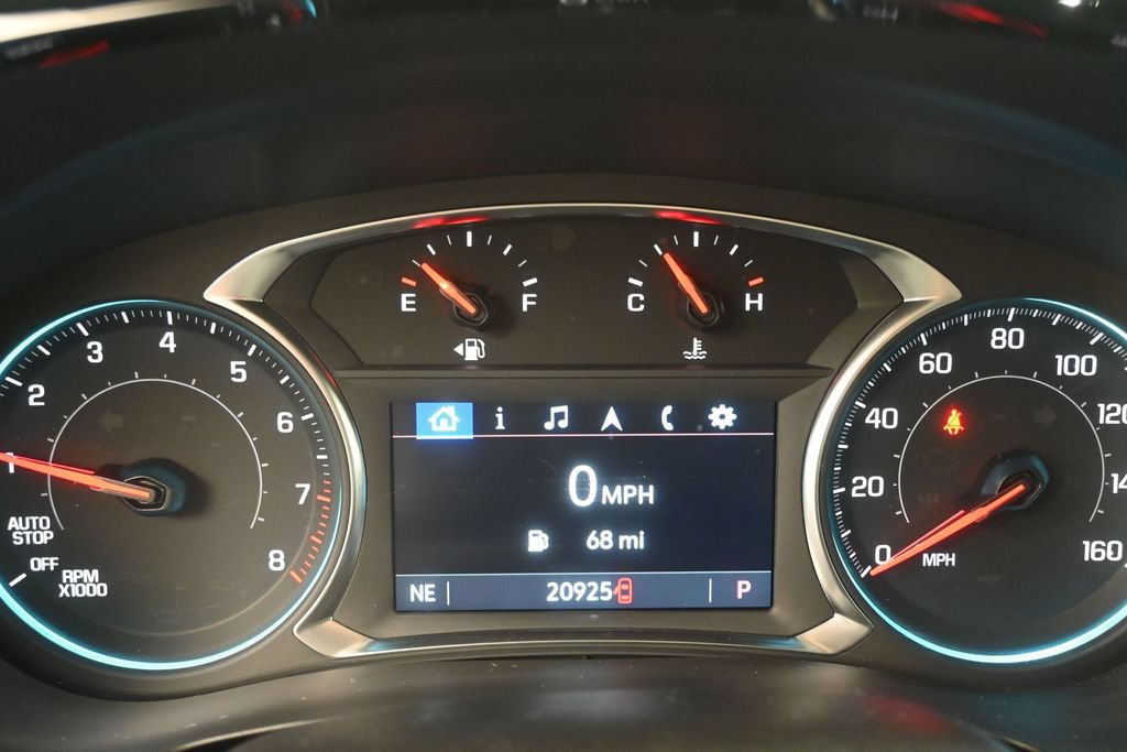 Used 2023 Chevrolet Traverse LT FWD image 13
