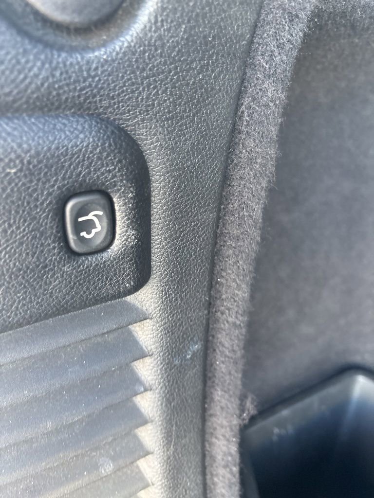 Used 2021 Dodge Durango GT image 31