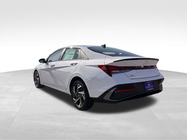 New 2025 Hyundai Elantra Sport image 7