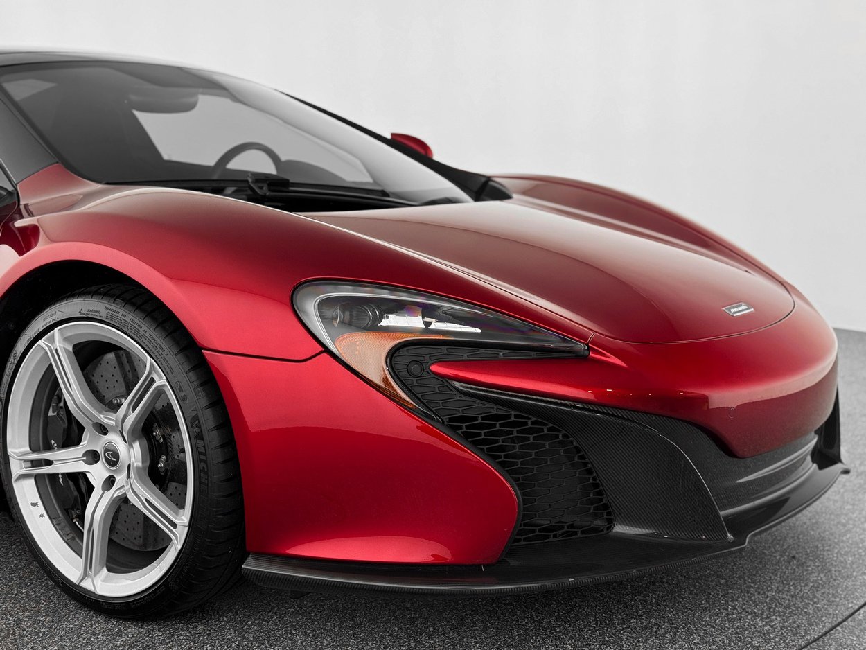 Used 2015 McLaren 650S Spider image 41