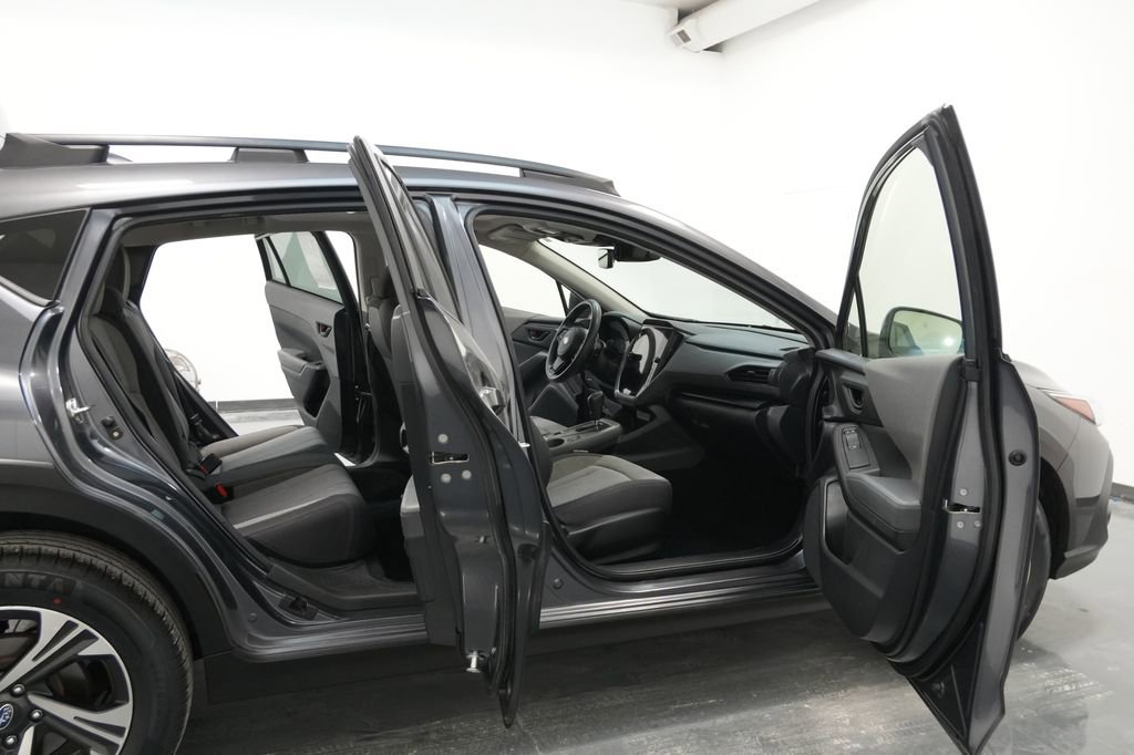 Used 2024 Subaru Crosstrek 2.0i Premium image 31