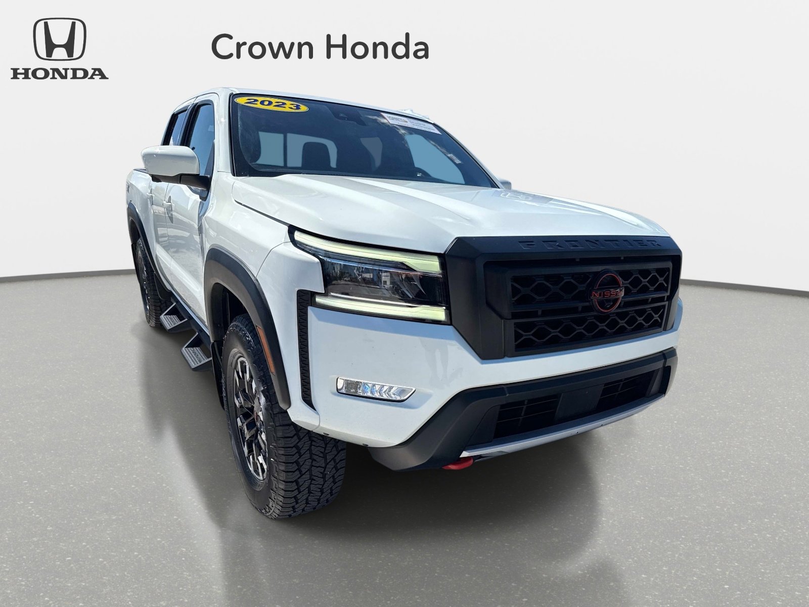 Used 2023 Nissan Frontier PRO-4X w/ Pro Convenience Package image 8