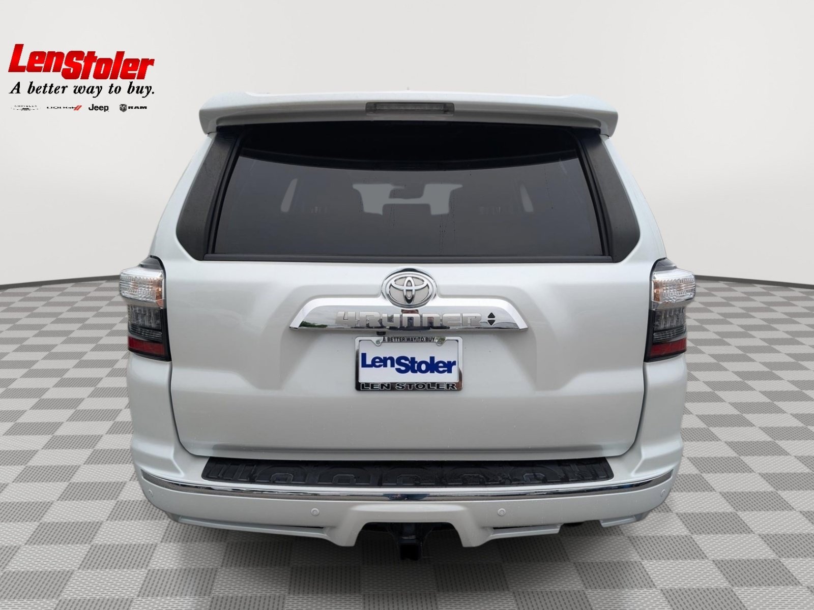 Used 2024 Toyota 4Runner Limited AWD/4WD image 4