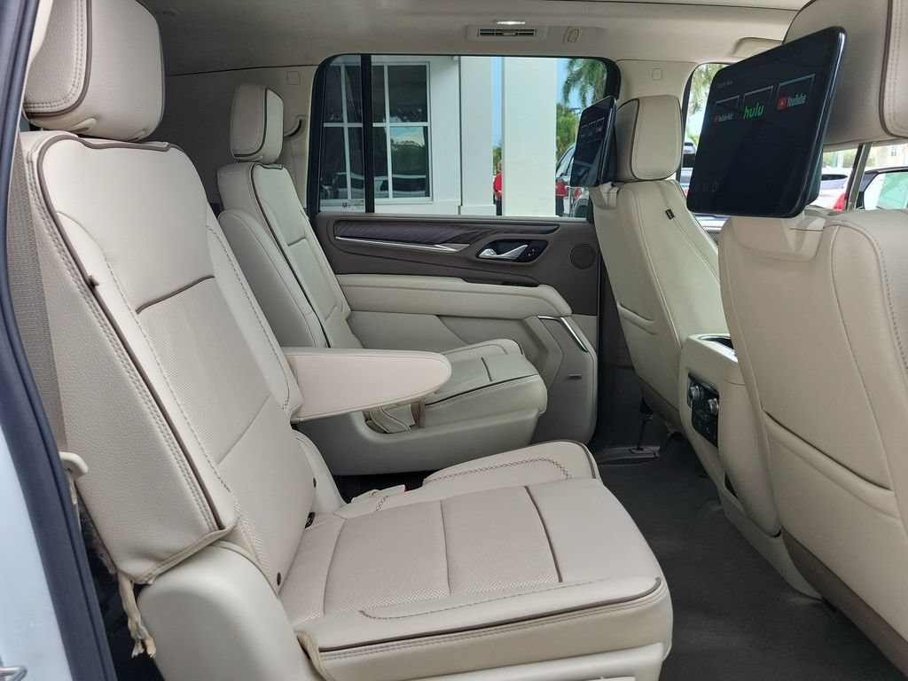 Certified 2024 GMC Yukon XL Denali w/ Denali Reserve Package AWD/4WD image 25