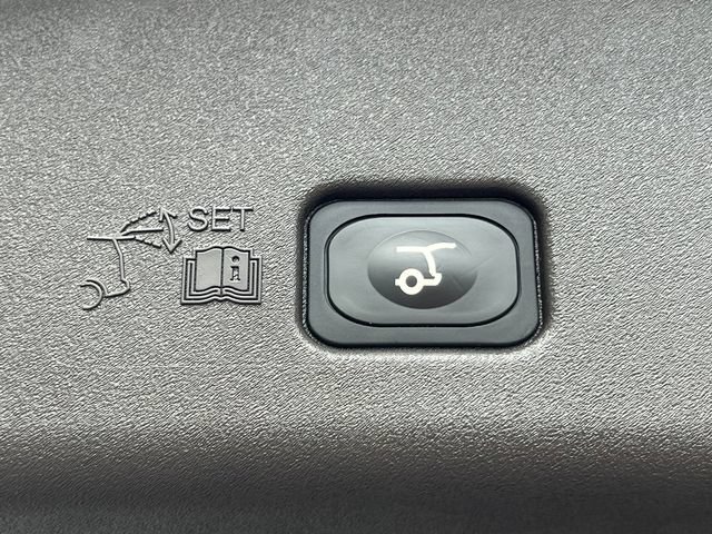 Used 2025 Lincoln Nautilus Black Label AWD/4WD image 42
