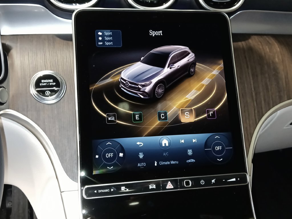 New 2026 Mercedes-Benz GLC 300 4MATIC image 27