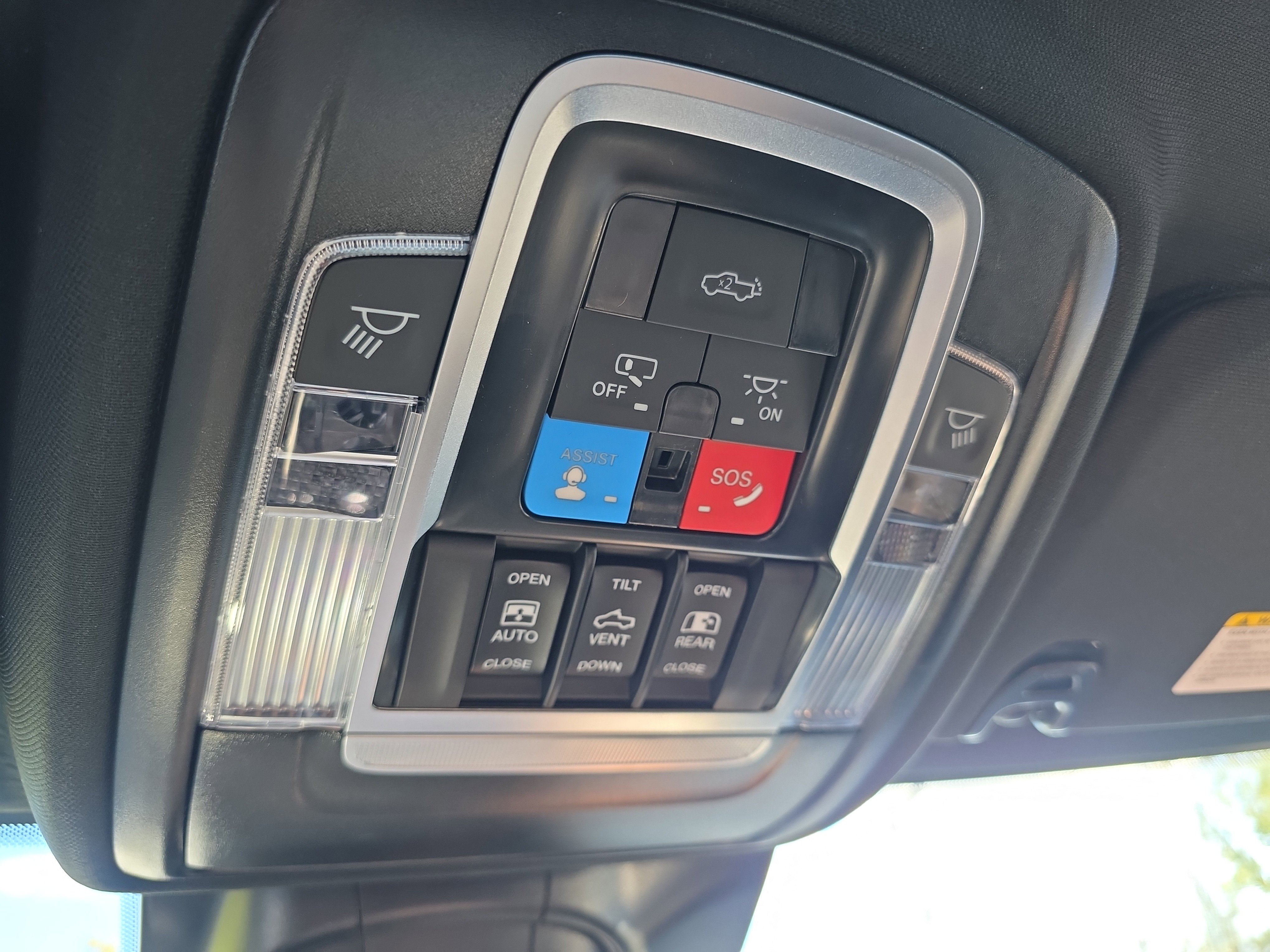 New 2026 RAM 3500 Limited image 9