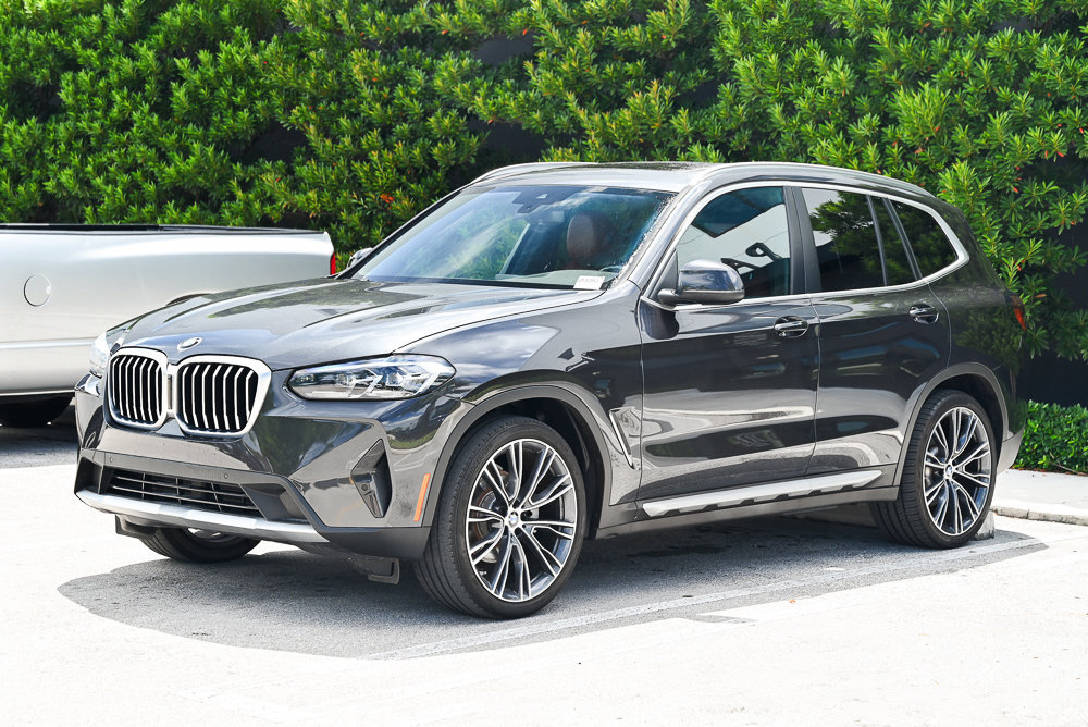Used 2023 BMW X3 sDrive30i w/ Convenience Package RWD image 1