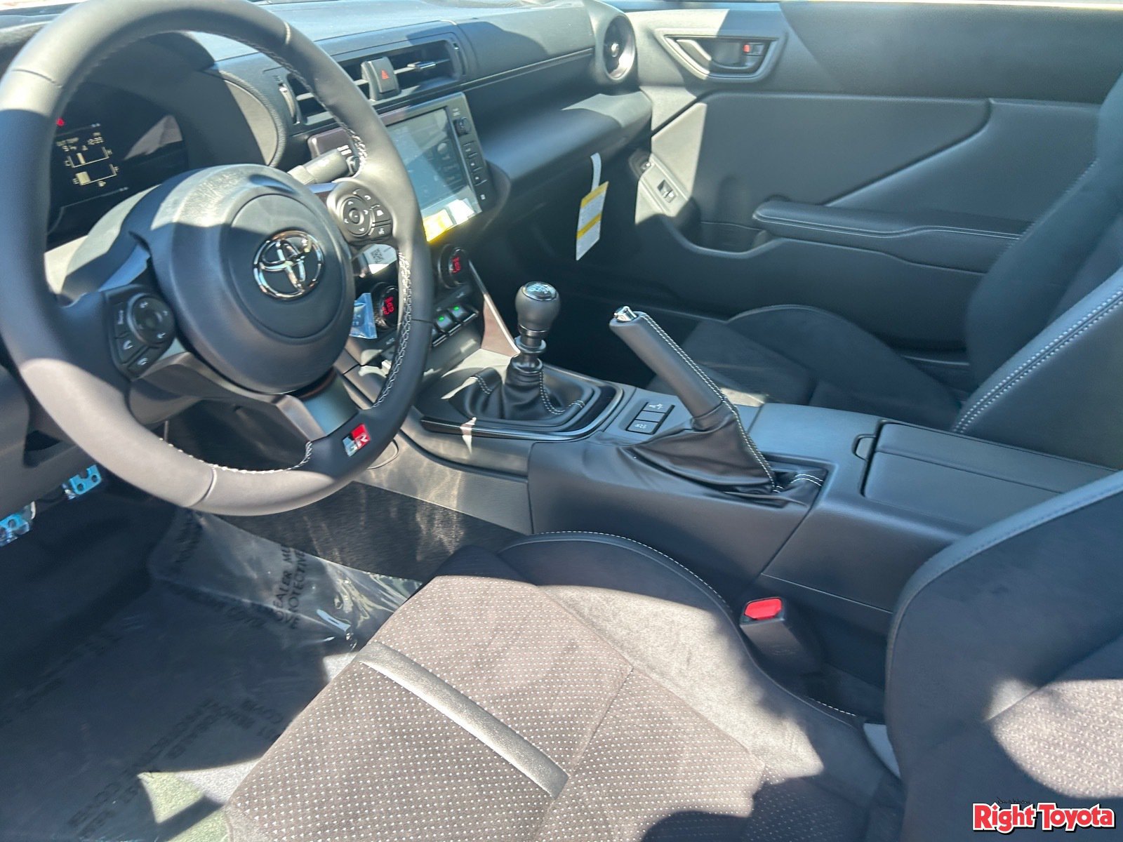New 2027 Toyota GR86 Premium RWD image 18