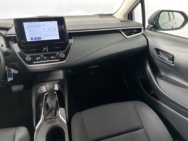 Used 2025 Toyota Corolla LE FWD image 24