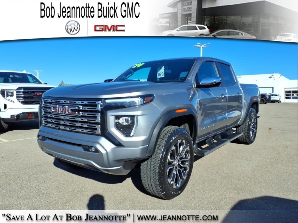 Used 2024 GMC Canyon Denali AWD/4WD image 1