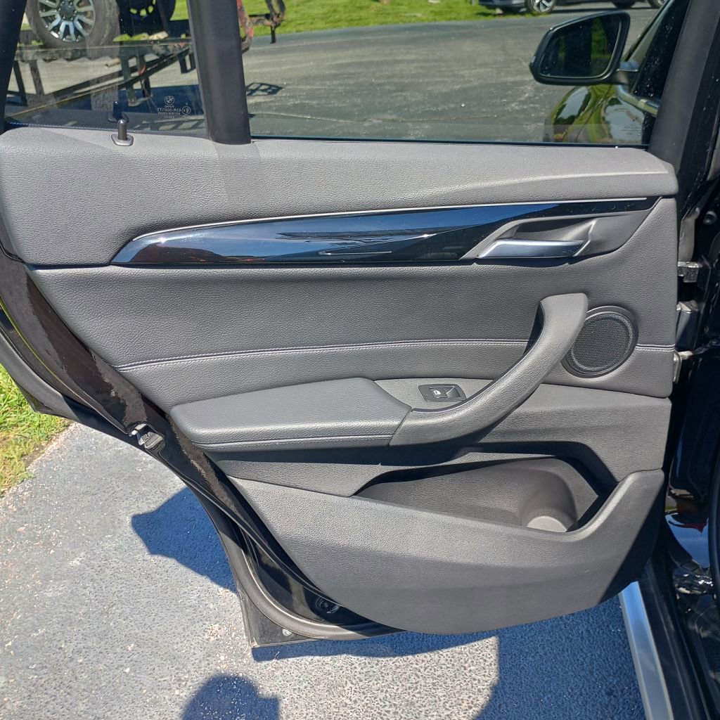 Used 2018 BMW X1 xDrive28i AWD/4WD image 17