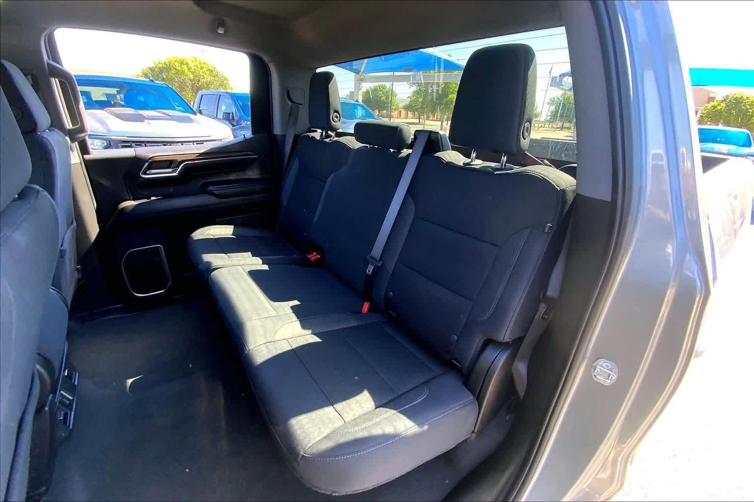 Used 2024 Chevrolet Silverado 1500 LT AWD/4WD image 21