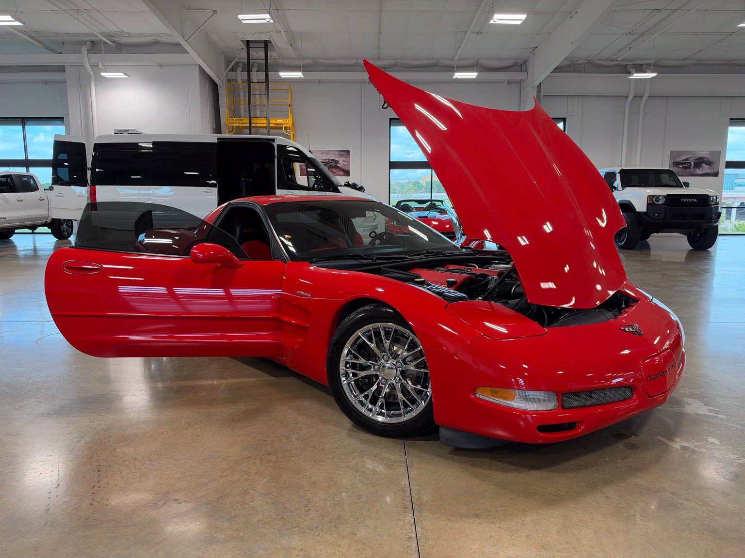 Used 2001 Chevrolet Corvette Z06 w/ Memory Pkg RWD image 39