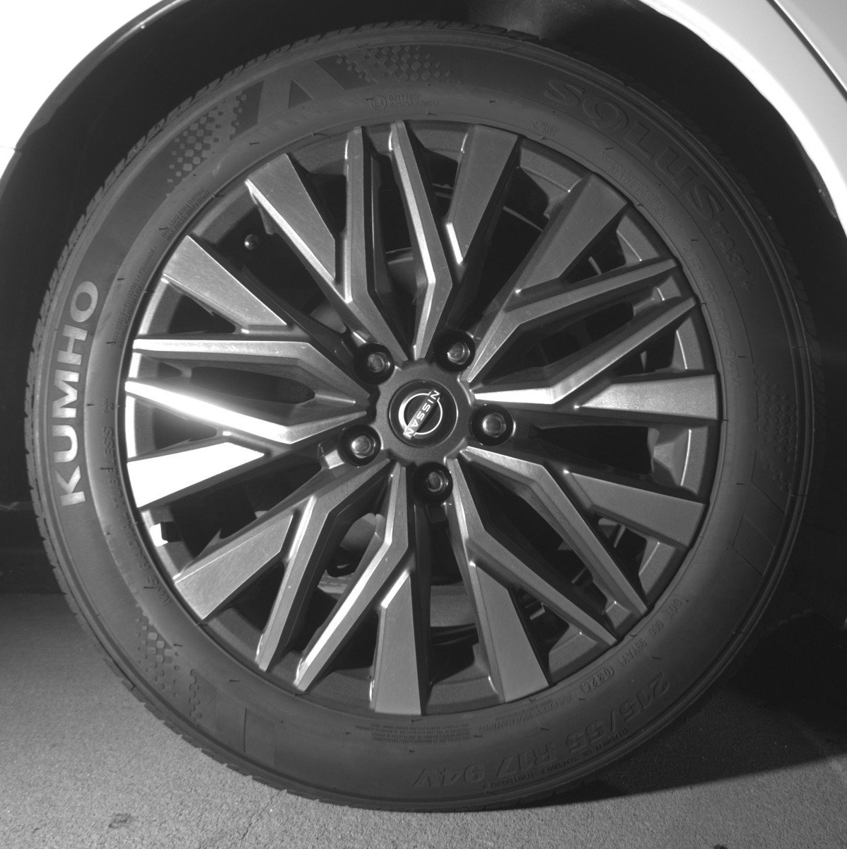 Used 2025 Nissan Altima 2.5 SV image 15