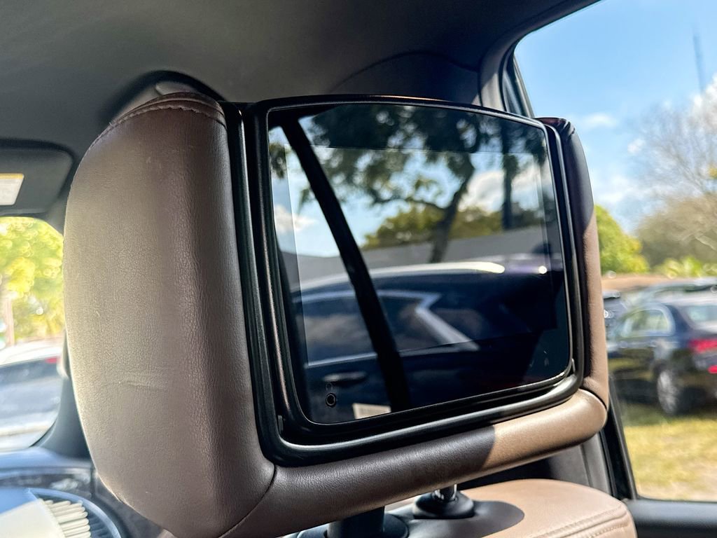 Used 2023 Nissan Armada Platinum w/ Captain's Chairs Package image 28