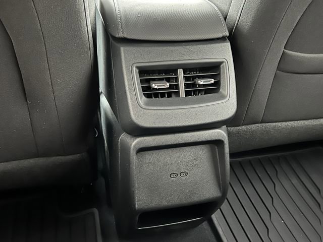 New 2026 Chevrolet Equinox EV LT FWD image 28