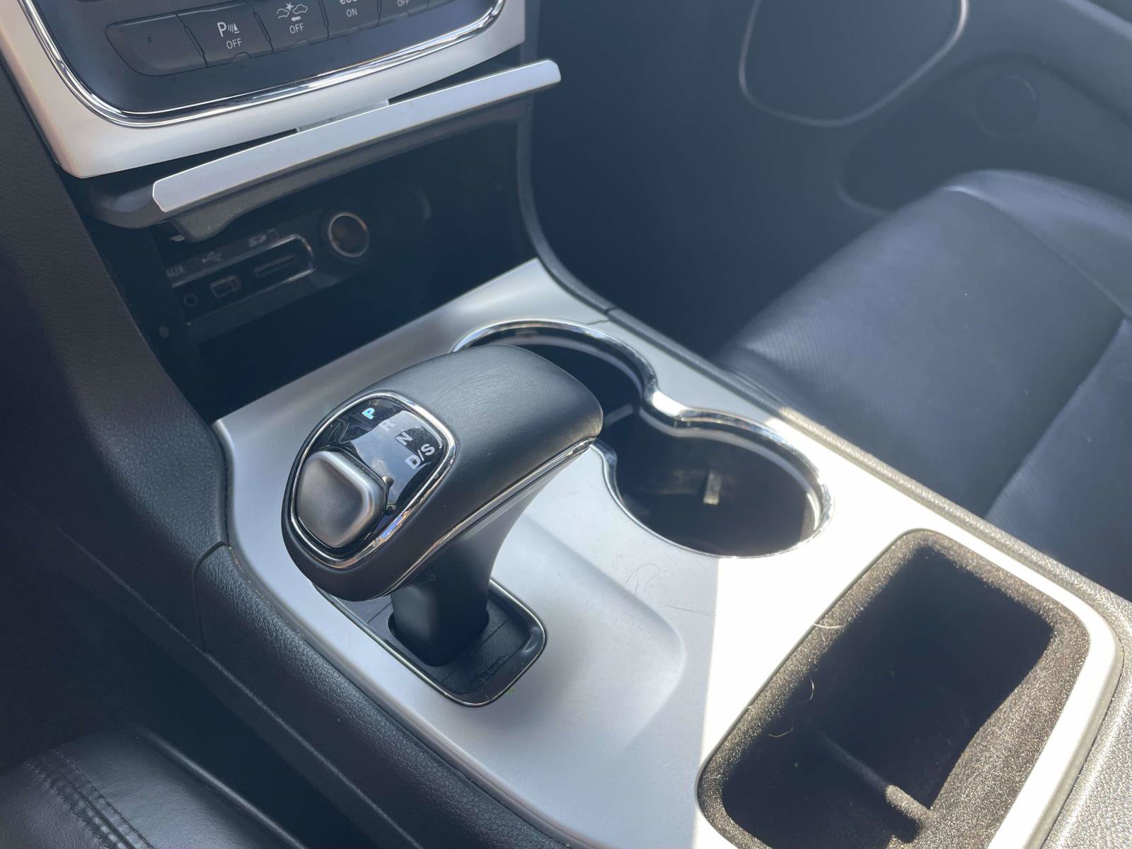 Used 2015 Jeep Grand Cherokee High Altitude RWD image 30