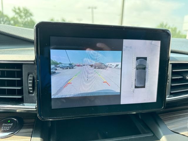 Used 2020 Ford Explorer Limited AWD/4WD image 17
