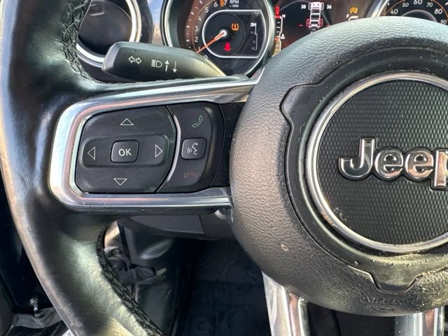Used 2022 Jeep Wrangler Unlimited Sahara AWD/4WD image 40