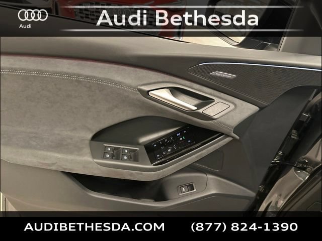 New 2027 Audi SQ6 e-tron Premium Plus AWD/4WD image 12