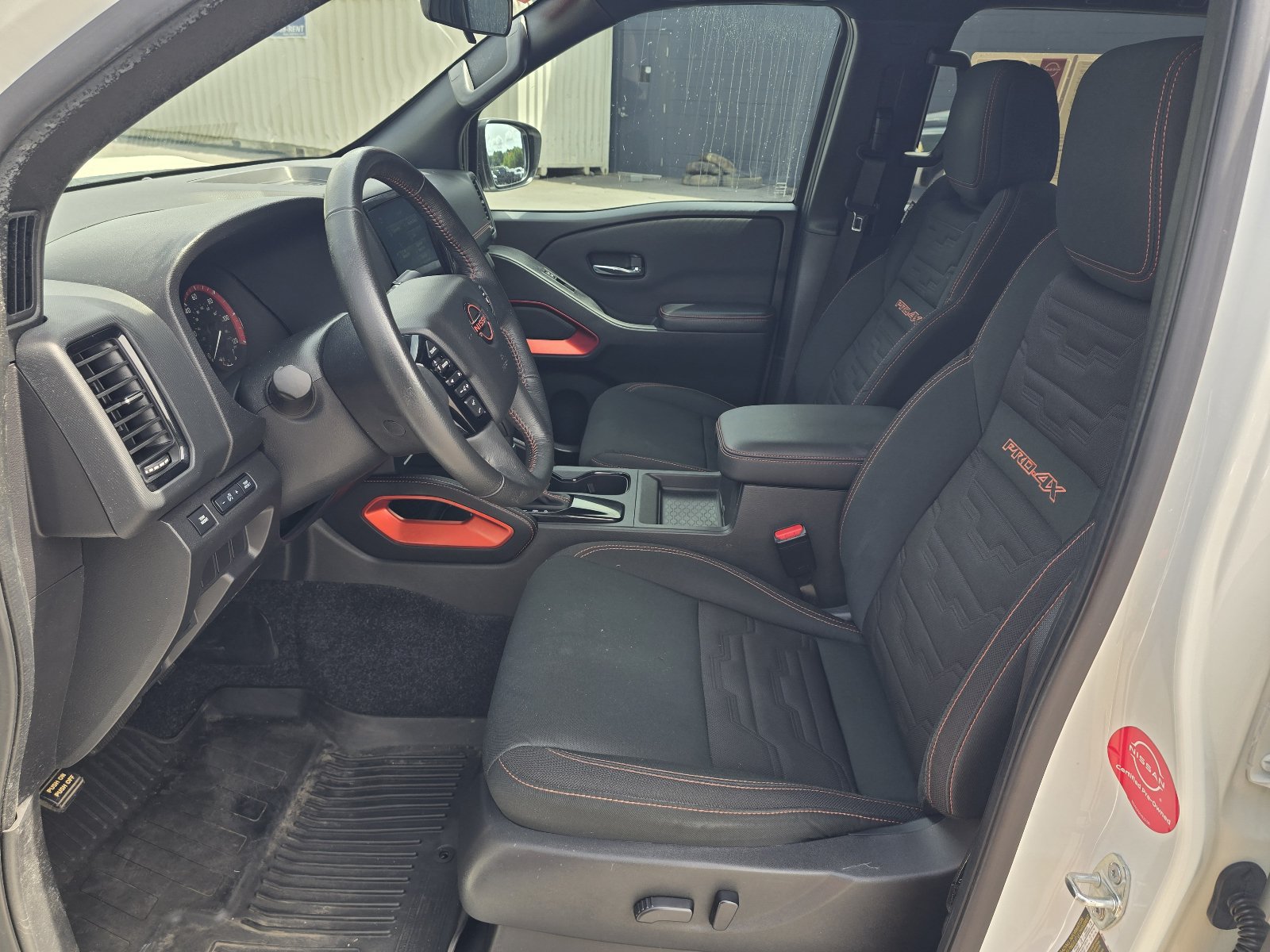 Certified 2024 Nissan Frontier PRO-4X w/ Technology Package AWD/4WD image 14