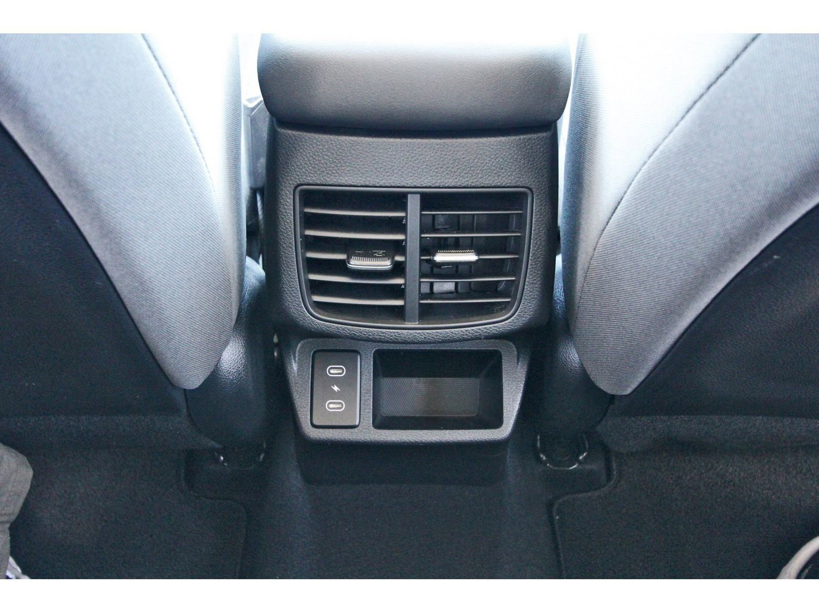 Used 2024 Kia Seltos LX image 15