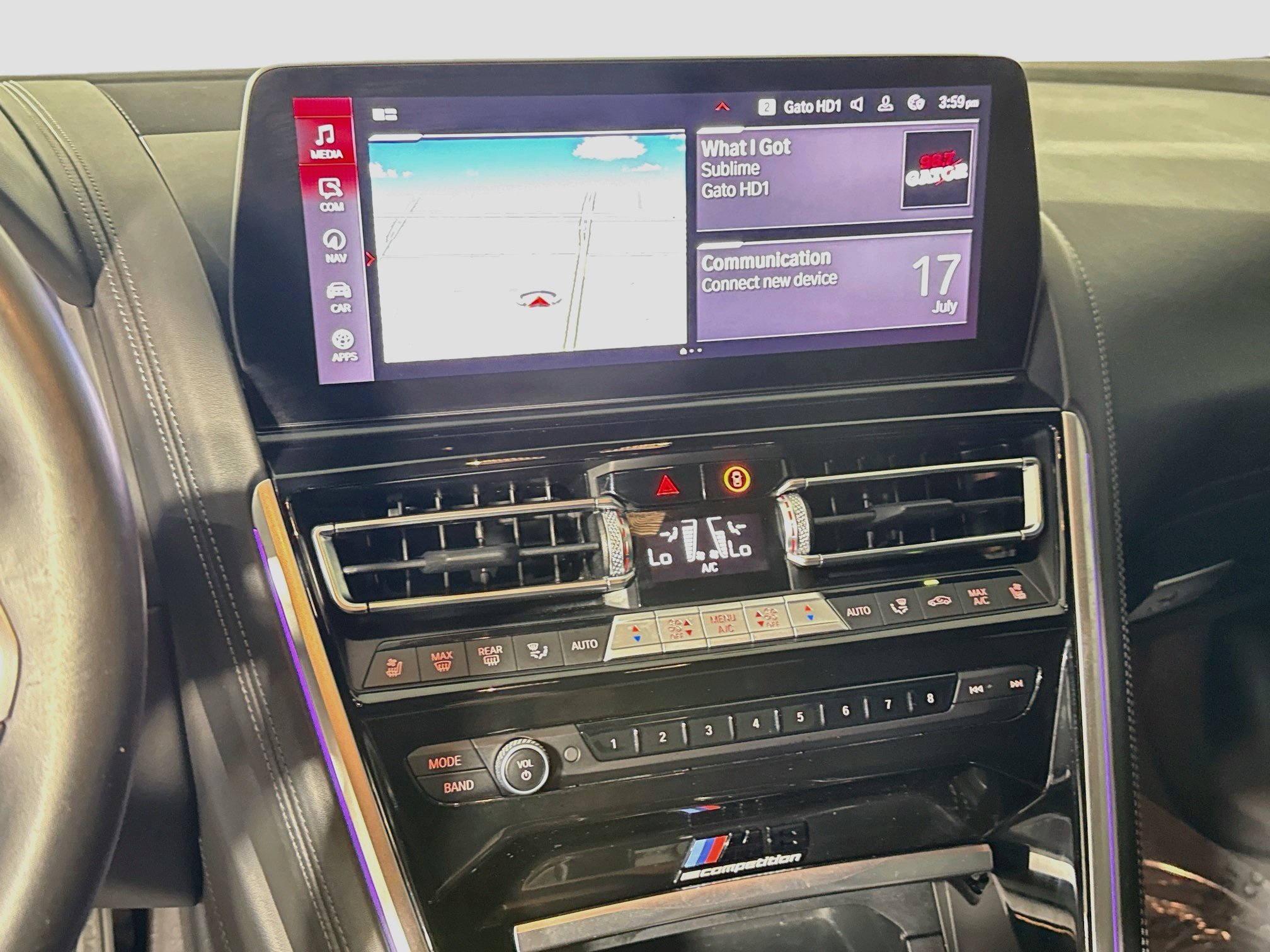 Used 2023 BMW M8 Competition w/ M Carbon Exterior Package AWD/4WD image 18