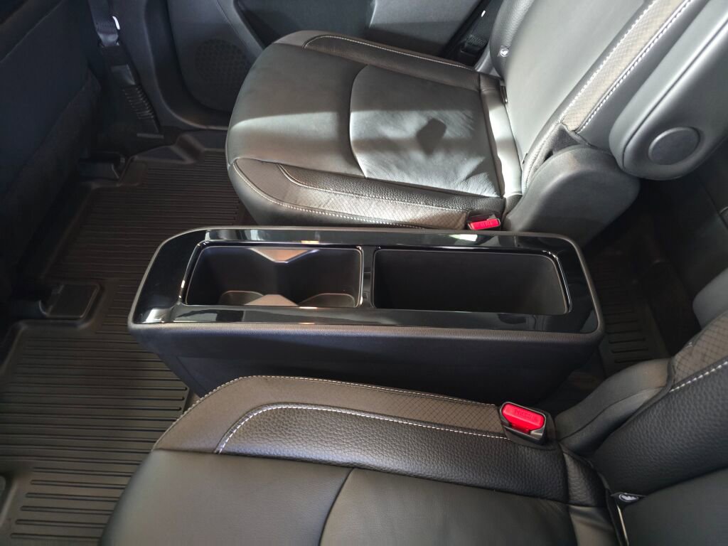 Used 2025 Nissan Pathfinder SL w/ SL Premium Package image 40