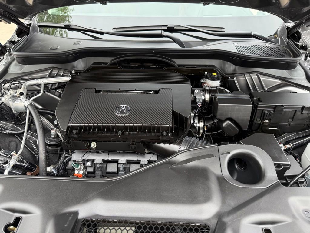 Certified 2025 Acura MDX w/ Advance Package AWD/4WD image 12