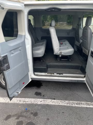Used 2018 Ford Transit 150 XL RWD image 11