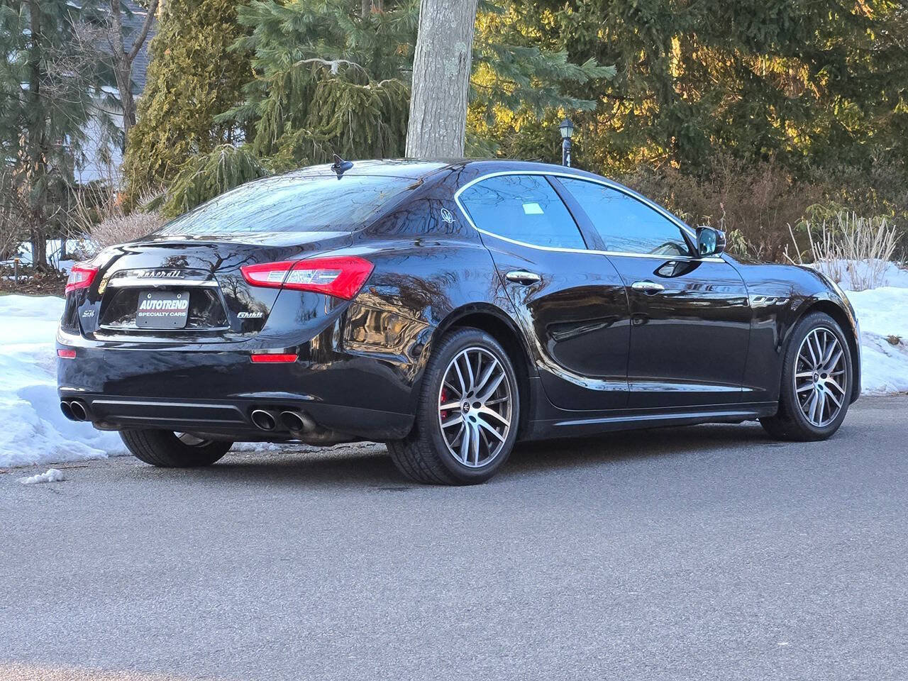 Used 2017 Maserati Ghibli S Q4 AWD/4WD image 22
