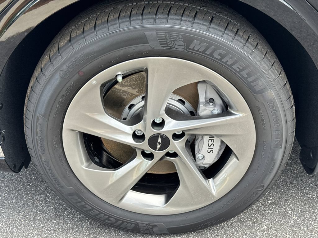 New 2026 Genesis GV70 2.5T Select AWD/4WD image 13