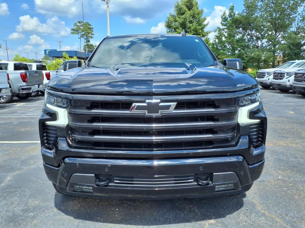 Certified 2024 Chevrolet Silverado 1500 High Country w/ Midnight Edition video 2