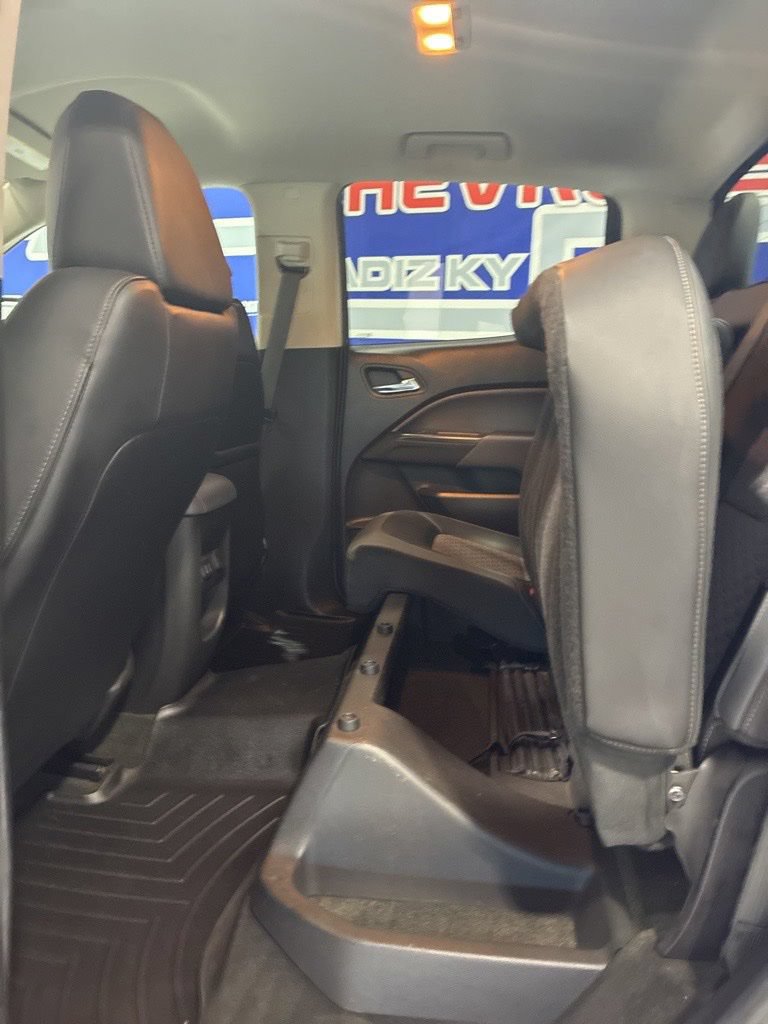 Used 2018 Chevrolet Colorado Z71 AWD/4WD image 30
