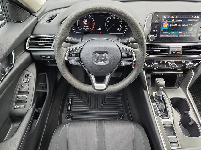 Used 2018 Honda Accord EX image 12