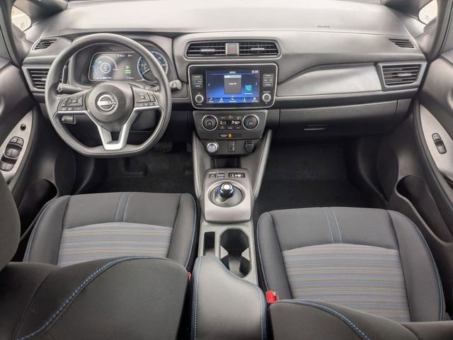 Used 2024 Nissan Leaf S image 31