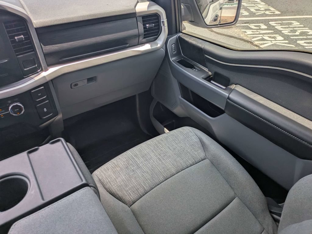 Used 2022 Ford F150 XLT w/ Equipment Group 301A Mid AWD/4WD image 17