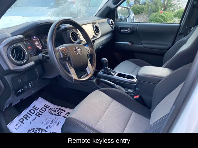 Used 2021 Toyota Tacoma TRD Sport w/ Technology Package AWD/4WD image 6