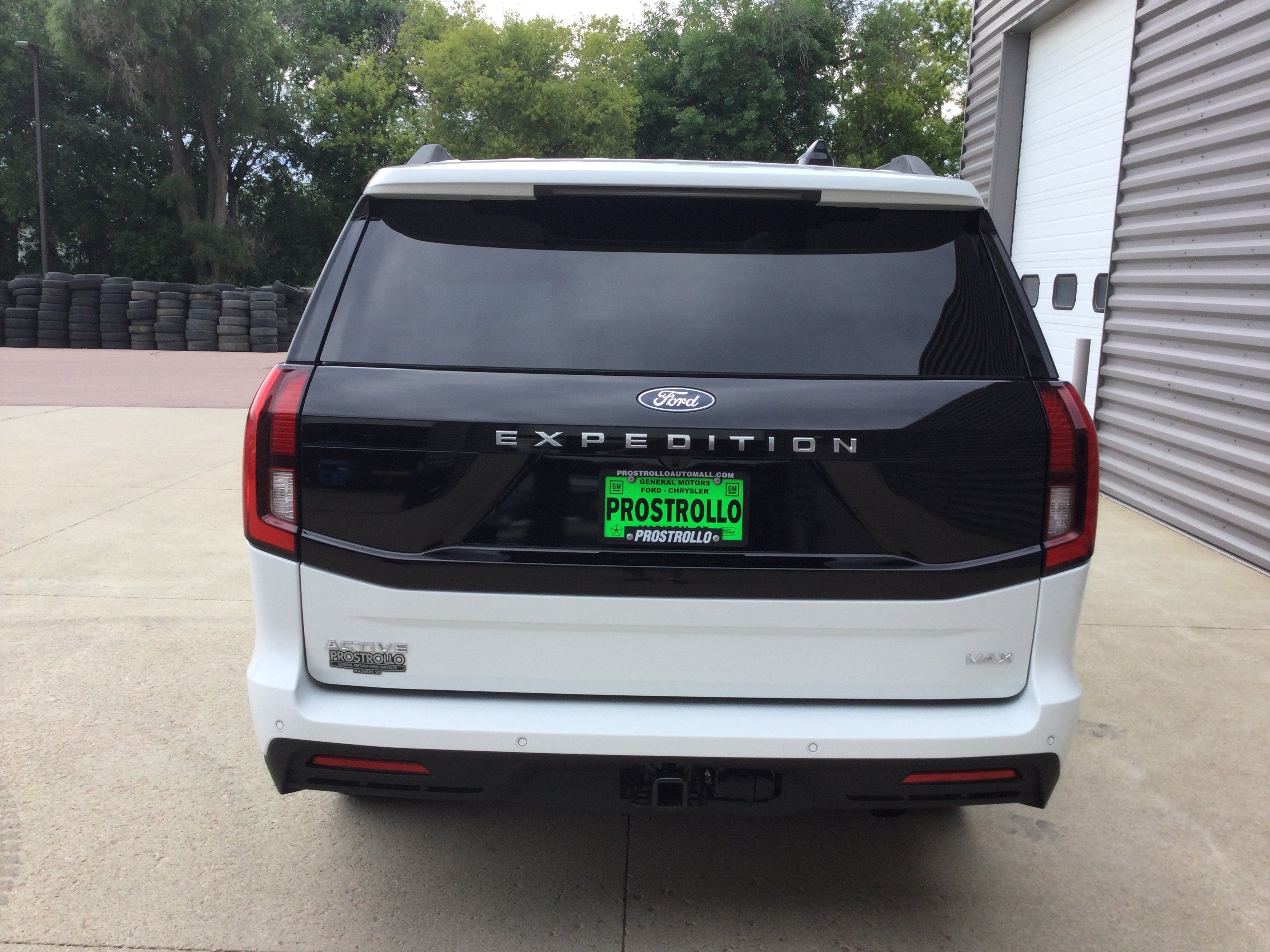 New 2026 Ford Expedition Max Active AWD/4WD image 4